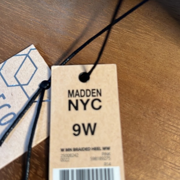 Madden NYC Braided Block Heel - Picture 5 of 8